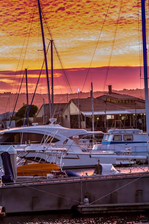 Marina Reflections - Accommodation Gladstone 19