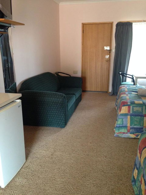 Wudinna Gawler Ranges Motel And Caravan Park - Accommodation Gladstone 7