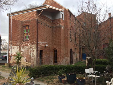 Original Hat Factory - Accommodation Gladstone 5