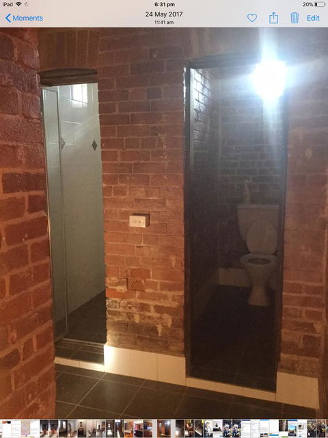 Original Hat Factory - Accommodation Gladstone 3