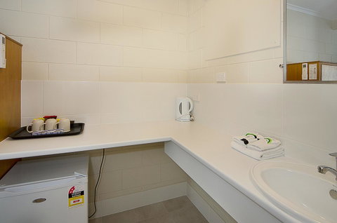 Victor Harbor City Inn - Accommodation Gladstone 19
