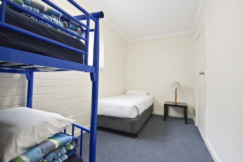 Victor Harbor City Inn - Accommodation Gladstone 20