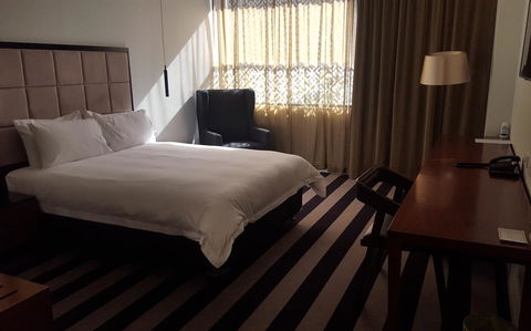 Ellen Hotel - Accommodation Gladstone 4