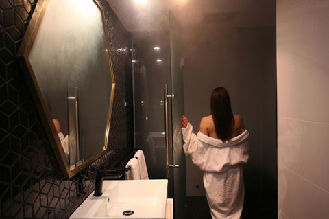 Ellen Hotel - Accommodation Gladstone 6