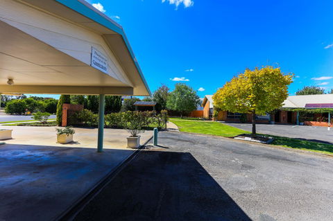 Country Roads Motor Inn Naracoorte - Accommodation Gladstone 38