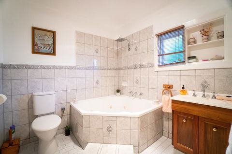 Ruby\'s Cottage - Accommodation Gladstone 6