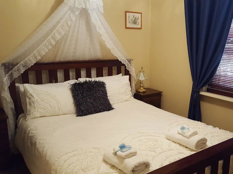 Ruby\'s Cottage - Accommodation Gladstone 10
