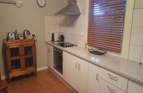 Ruby\'s Cottage - Accommodation Gladstone 4