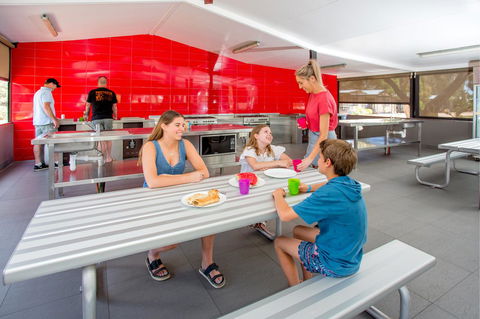 BIG4 Renmark Riverfront Holiday Park - Accommodation Gladstone 43