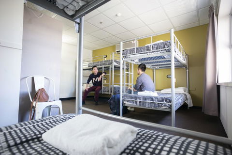 YHA Adelaide Central - Accommodation Gladstone 13