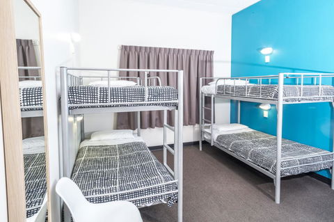 YHA Adelaide Central - Accommodation Gladstone 34