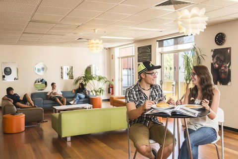 YHA Adelaide Central - Accommodation Gladstone 35