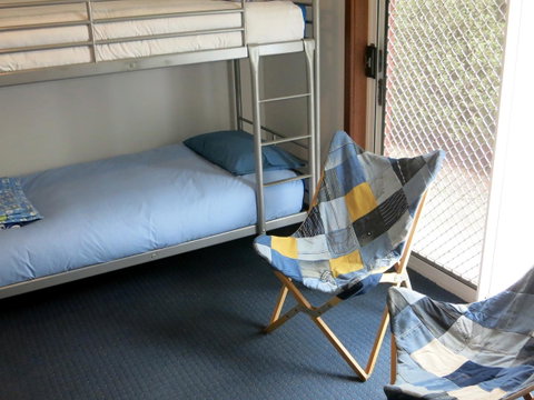 A2@Port Willy - Accommodation Gladstone 18