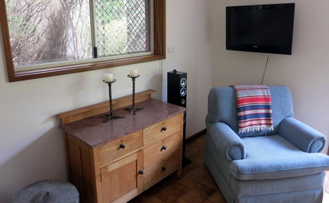 A2@Port Willy - Accommodation Gladstone 1