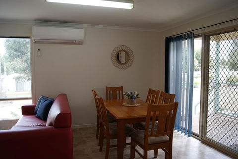 Ardrossan Caravan Park - Accommodation Gladstone 12