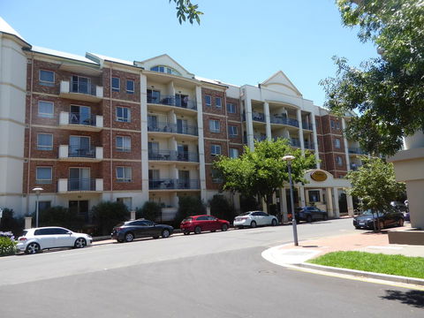 ADELAIDE CENTRAL APARTMENT - 3BR, 2BATH & CARPARK - Accommodation Gladstone 0