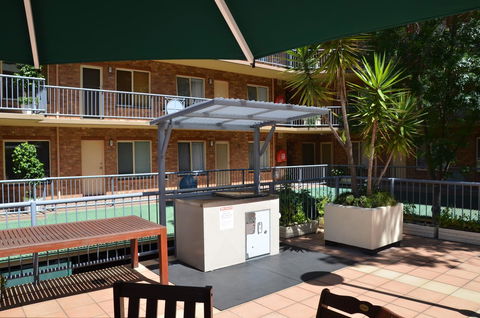 ADELAIDE CENTRAL APARTMENT - 3BR, 2BATH & CARPARK - Accommodation Gladstone 22