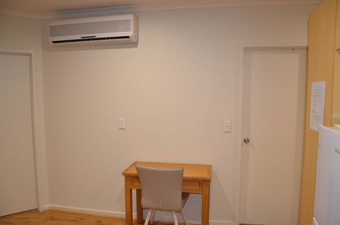 ADELAIDE CENTRAL APARTMENT - 3BR, 2BATH & CARPARK - Accommodation Gladstone 10