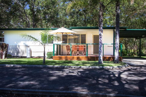 The Retreat Port Stephens - Accommodation Gladstone 12