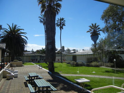 Island Motel Kingscote - Accommodation Gladstone 2