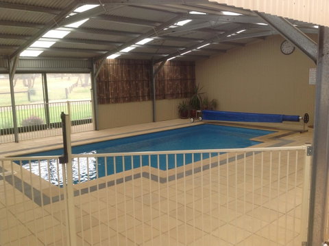 Breakaway Farmstay - Accommodation Gladstone 4