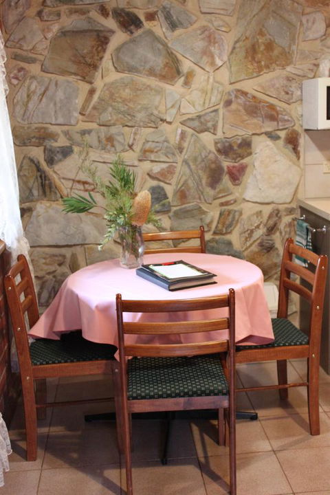 Langmeil Cottages - Accommodation Gladstone 1