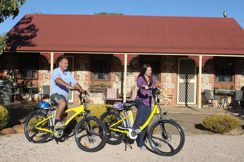 Langmeil Cottages - Accommodation Gladstone 6