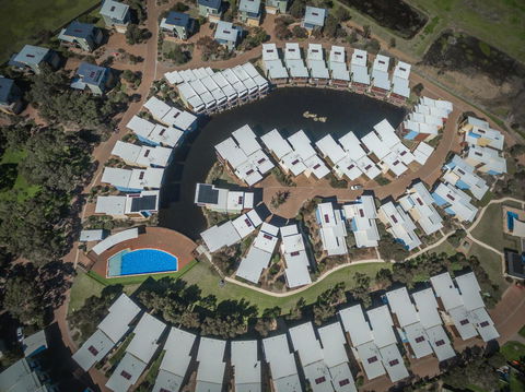 South Shores Villa 52 - Accommodation Gladstone 9