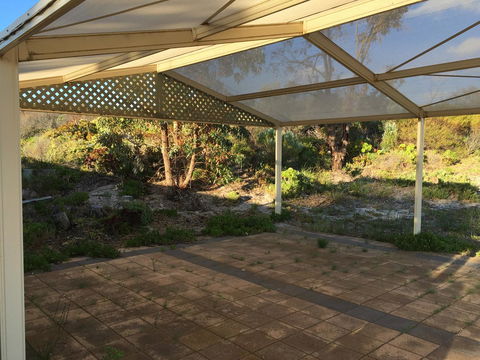 Shangri La Moonta Bay - Accommodation Gladstone 18