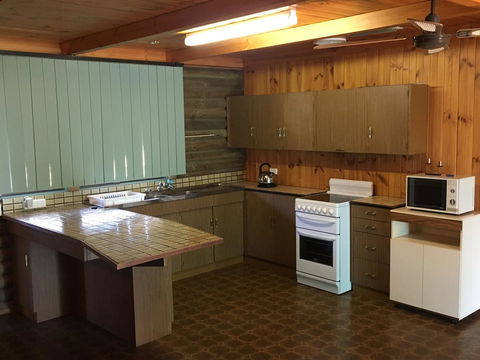 Shangri La Moonta Bay - Accommodation Gladstone 12