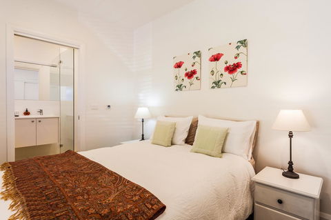 The Folly - Accommodation Gladstone 5