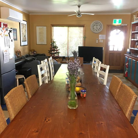 KI Dragonfly Guesthouse - Accommodation Gladstone 35