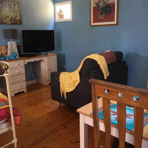 KI Dragonfly Guesthouse - Accommodation Gladstone 13