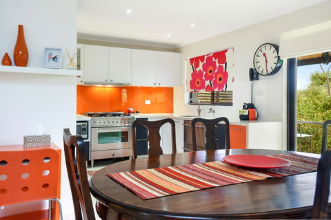 Red Door - Accommodation Gladstone 2