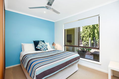 Red Door - Accommodation Gladstone 8