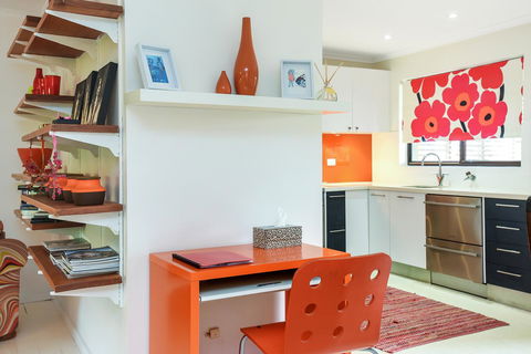 Red Door - Accommodation Gladstone 3