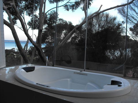Saar River House - Accommodation Gladstone 17