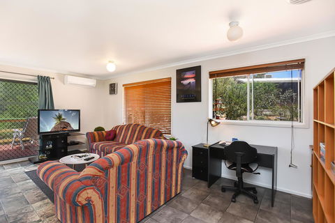 Casa Capri - Aldinga Beach - C21 SouthCoast Holidays - Accommodation Gladstone 3