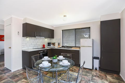 Casa Capri - Aldinga Beach - C21 SouthCoast Holidays - Accommodation Gladstone 1