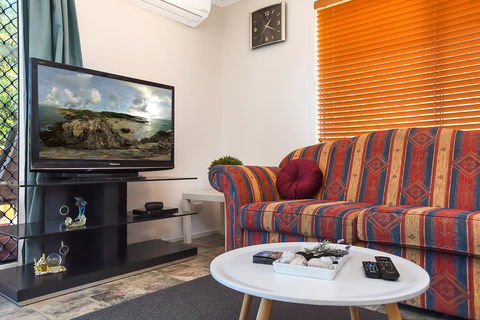 Casa Capri - Aldinga Beach - C21 SouthCoast Holidays - Accommodation Gladstone 4
