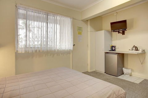 Navigators Motel & Diner - Accommodation Gladstone 5