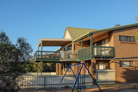 Seacroft - Accommodation Gladstone 26