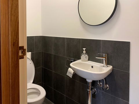 Seacroft - Accommodation Gladstone 15