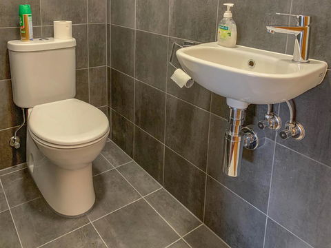 Seacroft - Accommodation Gladstone 12