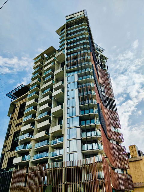 ONE Adelaide CBD - Accommodation Gladstone 1