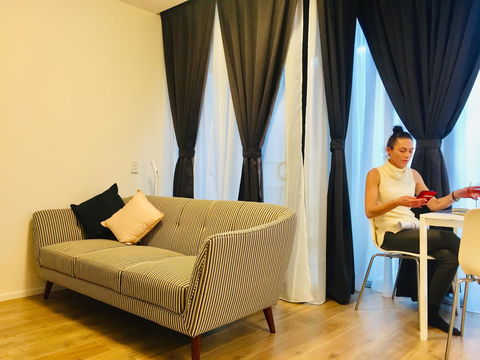 ONE Adelaide CBD - Accommodation Gladstone 12