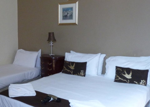Ambassadors Hotel - Accommodation Gladstone 27