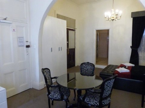 Ambassadors Hotel - Accommodation Gladstone 44