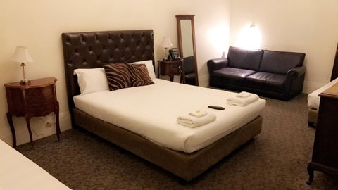 Ambassadors Hotel - Accommodation Gladstone 29
