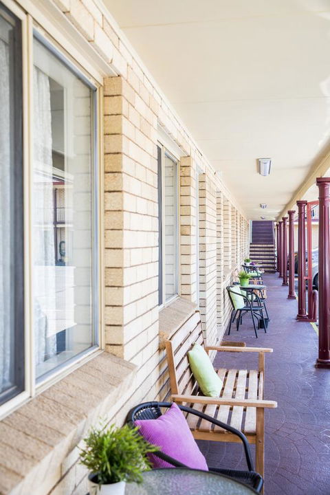 Lilac City Motor Inn & Steakhouse - Accommodation Gladstone 13